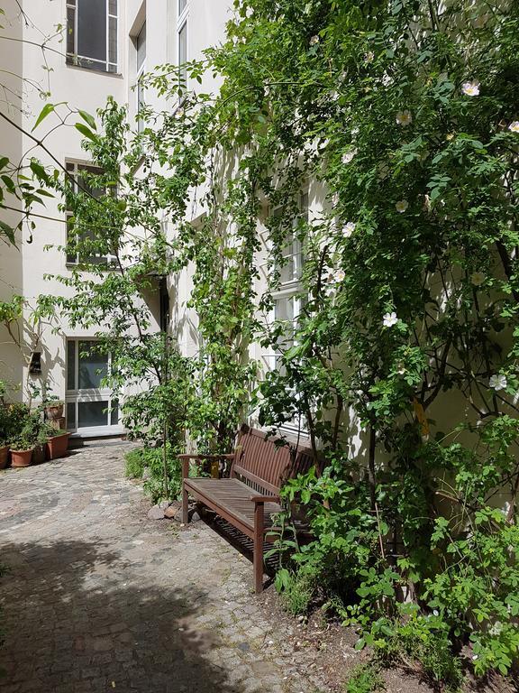 Gastein By Rockchair Apartments L Superhost Status L 2 Bedrooms Boxspringbeds 1,5 Bathrooms - Cozy Family & Business Flair Welcomes You! Berlin Exterior photo