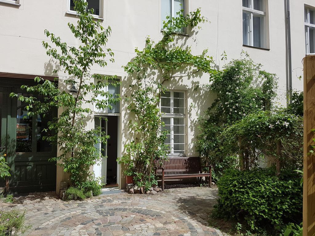 Gastein By Rockchair Apartments L Superhost Status L 2 Bedrooms Boxspringbeds 1,5 Bathrooms - Cozy Family & Business Flair Welcomes You! Berlin Exterior photo