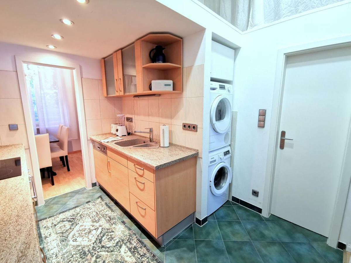 Gastein By Rockchair Apartments L Superhost Status L 2 Bedrooms Boxspringbeds 1,5 Bathrooms - Cozy Family & Business Flair Welcomes You! Berlin Exterior photo